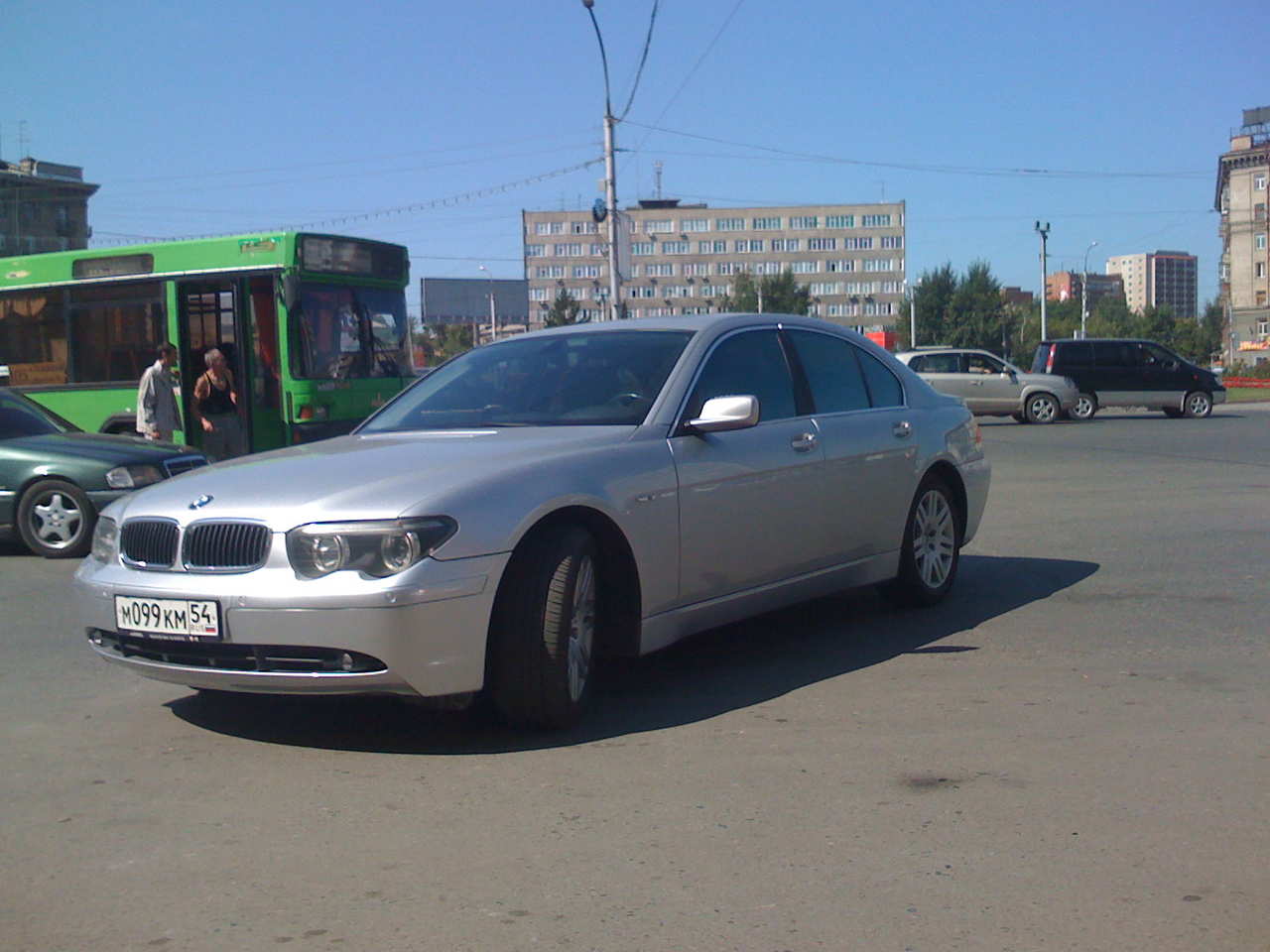 2002 BMW 7-Series