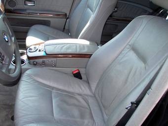 2002 BMW 7-Series Images