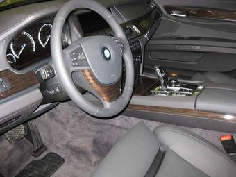 2009 BMW 7-Series Images