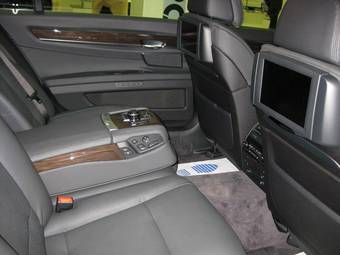 2009 BMW 7-Series Pics