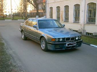 735I