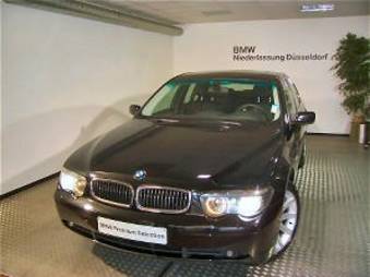 2002 BMW 735I