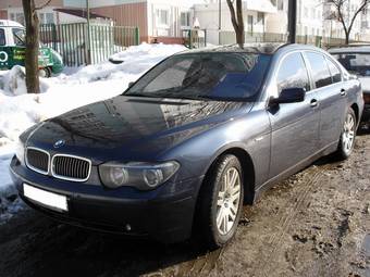 2002 BMW 745