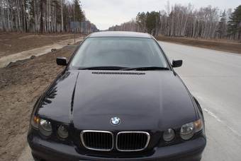 2001 BMW Compact Photos