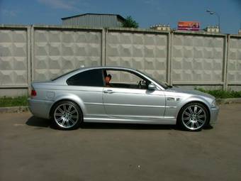 2004 BMW M3 Photos