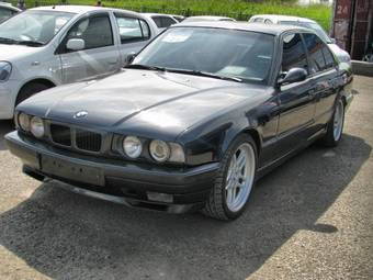 1994 BMW M5 Pictures