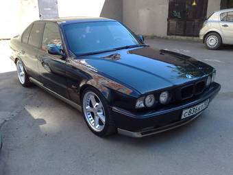 1995 BMW M5 Images