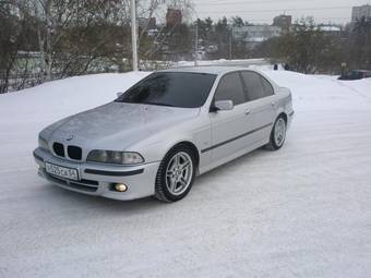 1999 BMW M5 Pictures