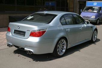 2006 BMW M5 Photos