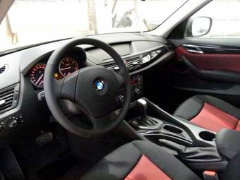 2012 BMW X1 Images