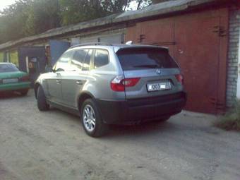 2004 BMW X3 Images