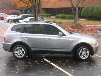 2005 BMW X3 Images