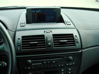 2005 BMW X3 Images