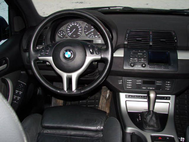 2000 BMW X5