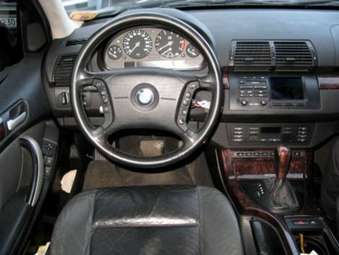 2000 BMW X5 Photos