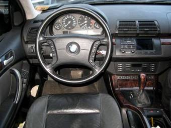 2000 BMW X5 Photos