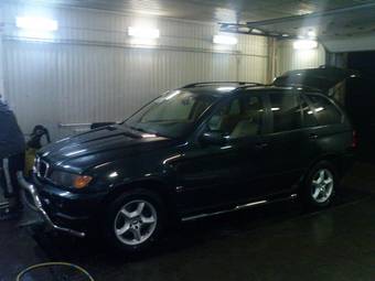 2000 BMW X5 Photos