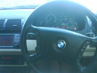 2000 BMW X5 Photos