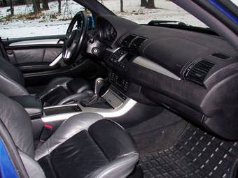 2000 BMW X5 Photos