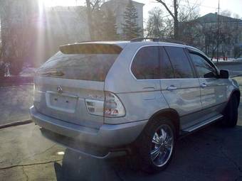 2000 BMW X5 Photos