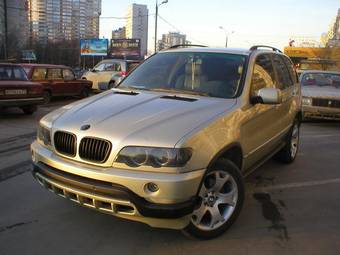 2000 BMW X5 Photos