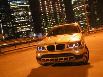 2000 BMW X5 Photos