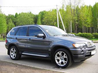 2000 BMW X5 Photos