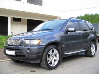 2000 BMW X5 Photos