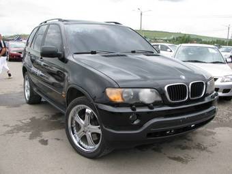 2000 BMW X5 Photos