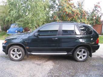 2000 BMW X5 Photos