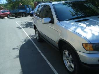 2000 BMW X5 Photos