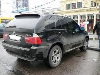 2000 BMW X5 Photos