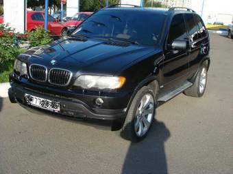 2000 BMW X5 Photos