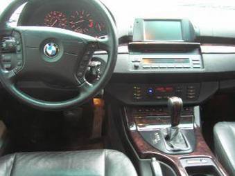2001 BMW X5 Pictures
