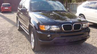 2001 BMW X5 Images