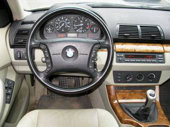 2001 BMW X5 Pictures