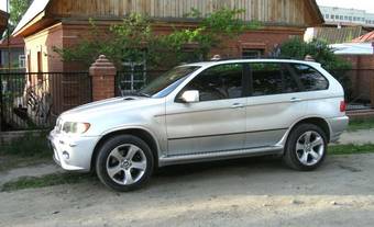 2001 BMW X5 Photos