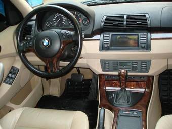 2001 BMW X5 Wallpapers