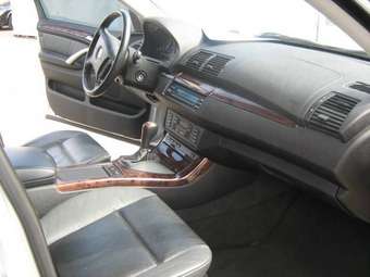 2002 BMW X5 Pictures