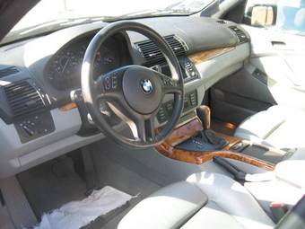 2002 BMW X5 Pictures