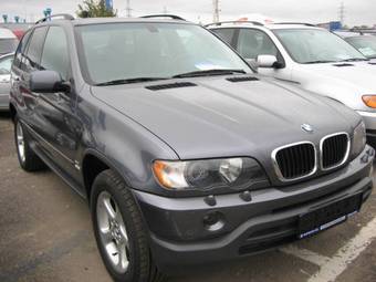 2002 BMW X5 Photos