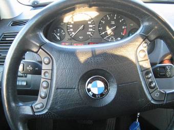 2002 BMW X5 Pictures