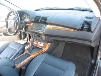 2002 BMW X5 Pictures