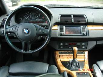 2002 BMW X5 Photos