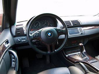 2002 BMW X5 Pictures