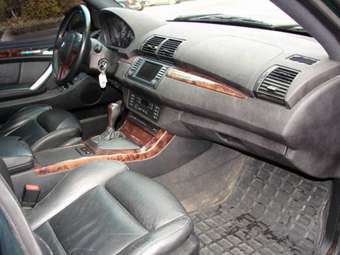 2003 BMW X5 Pictures