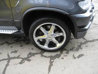 2003 BMW X5 Pictures