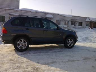 2003 BMW X5 Images