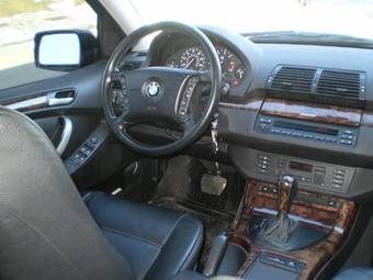 2003 BMW X5 Pictures