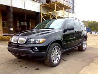 2004 BMW X5 Photos